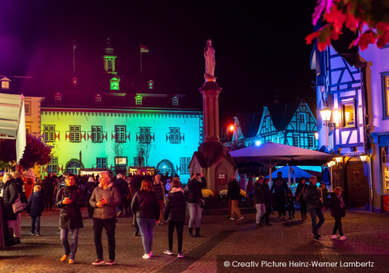 Bunt, bunter, Linz leuchtet!